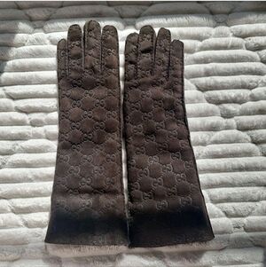 Gucci GG Pattern Brown Shearling Long Gloves Sz Small Used
